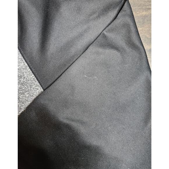 Realtree Men's Hoodie Size M Black and Gray Outdoors Hunting Pullover - Picture 4 of 4